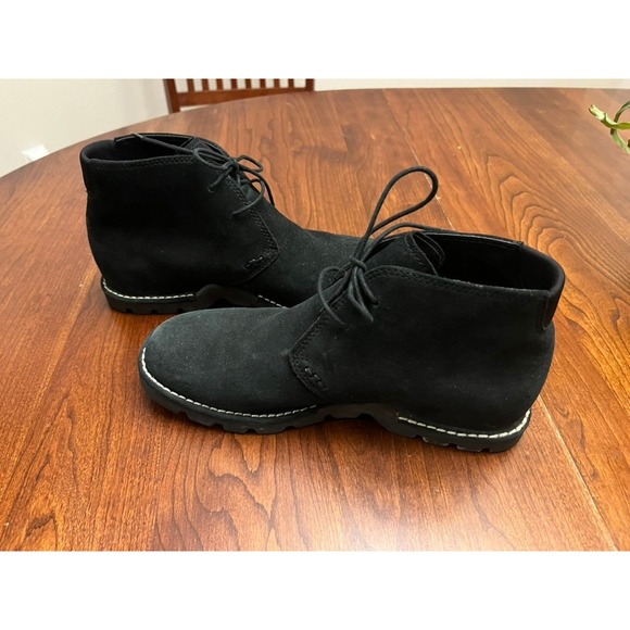 Cole Haan 8.5 B Black Suede Waterproof Chukka Boots D11149 - Picture 3 of 8